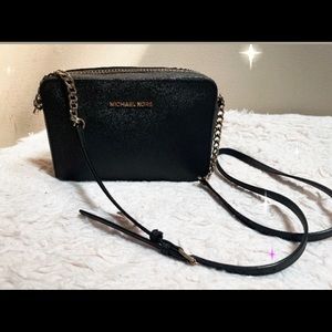 Micheal Kors Crossbody bag
